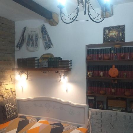 Casa Mola Lägenhet Mangalia Exteriör bild